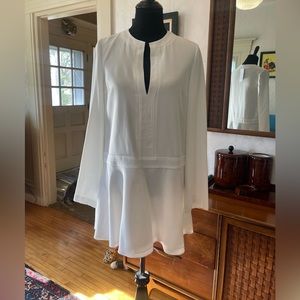 Elizabeth and James trumpet sleeve dress